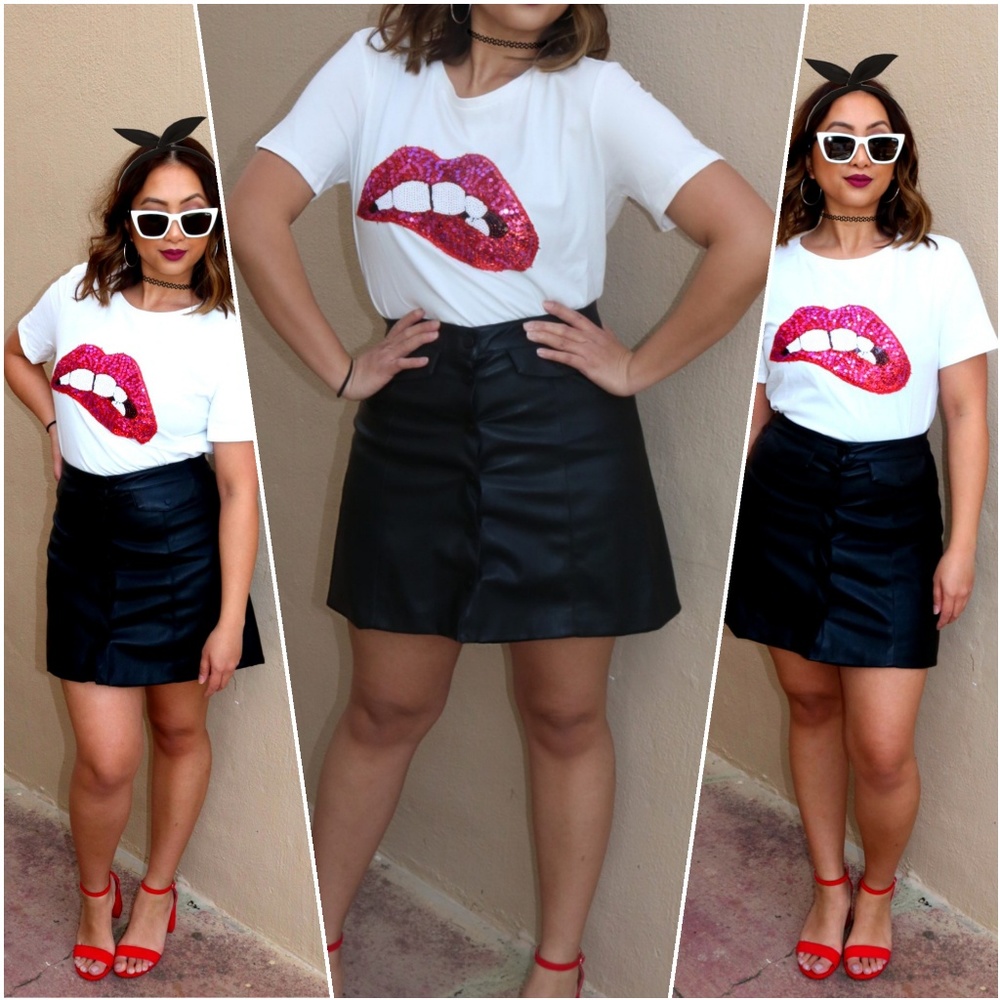 Glitter Lip Tee